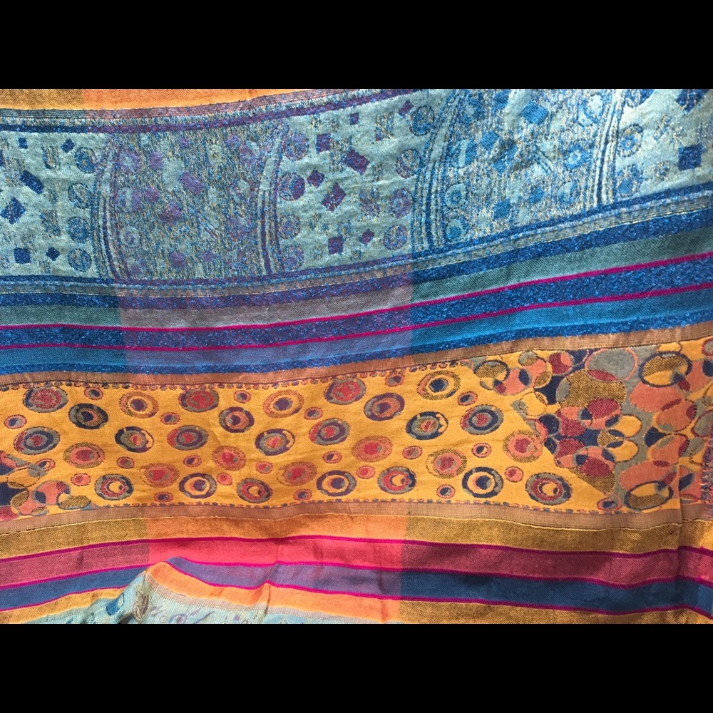 Scarf - Picture 2 of 4